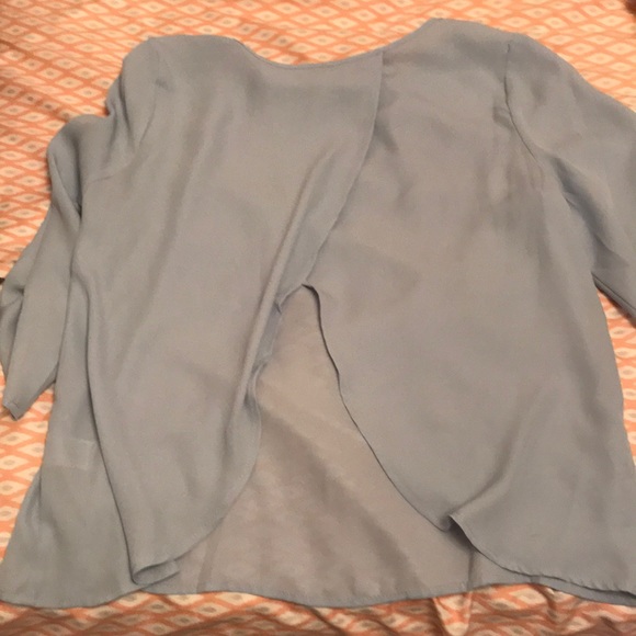 Dress shirts 2 M 1 S that fits like M - Picture 7 of 8